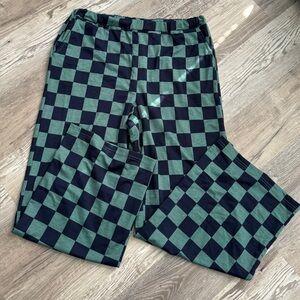 NWOT Maternity Checkered Lounge Pant Sweatpants Lightweight Medium Elastic